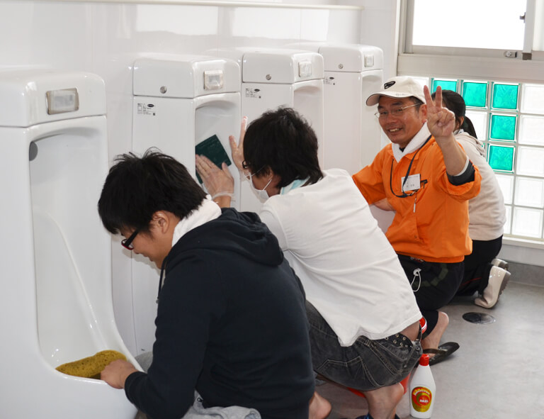 日本企画株式会社
